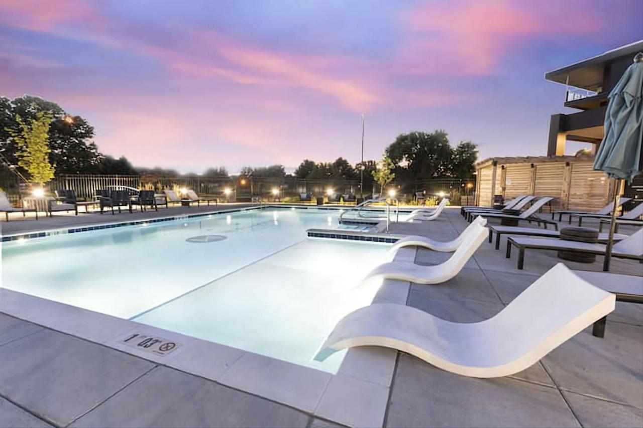 Modern Dwntwn 1 Bdrm Apt Pool Gym Free Parking Indianápolis Exterior foto