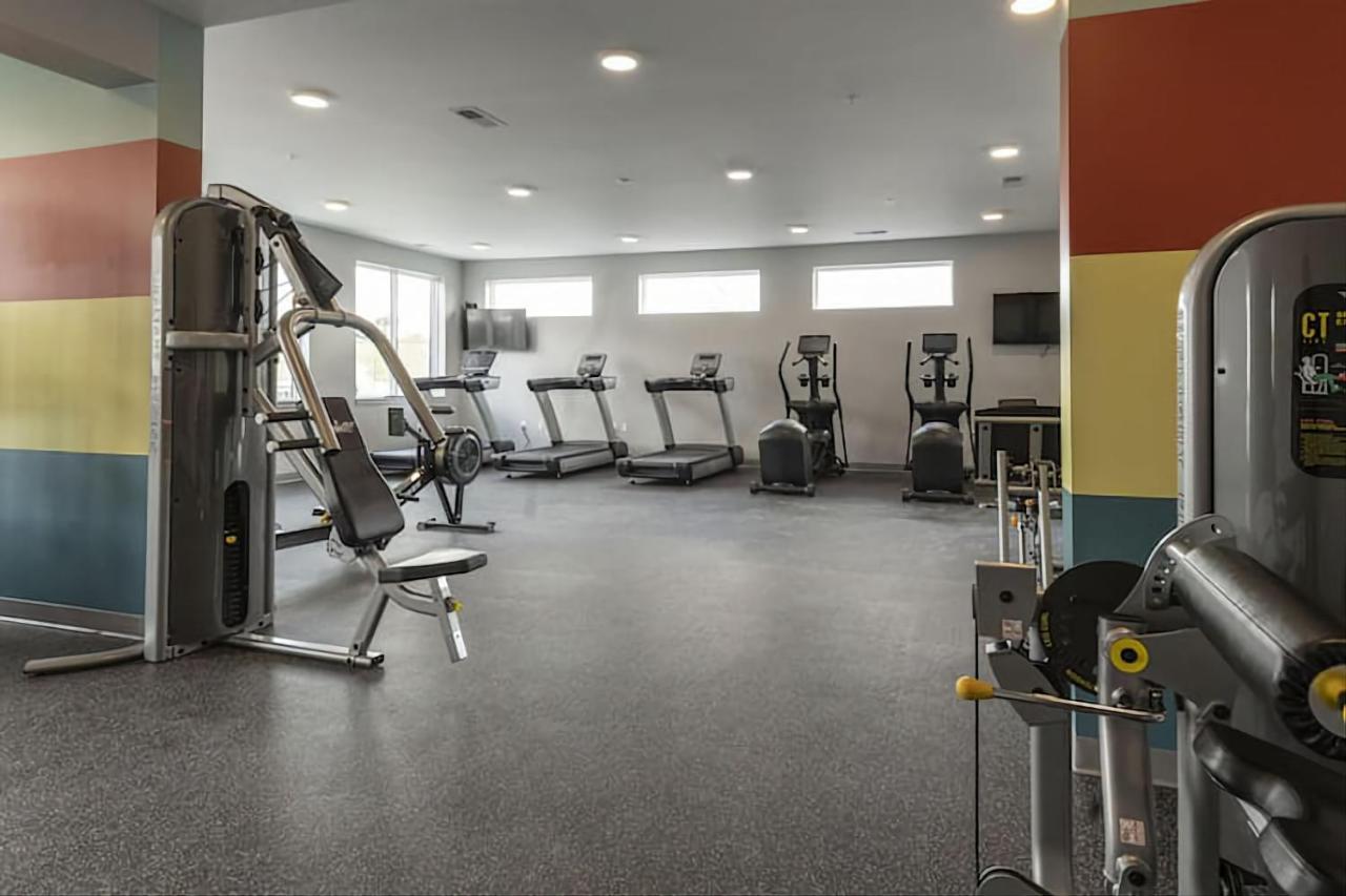 Modern Dwntwn 1 Bdrm Apt Pool Gym Free Parking Indianápolis Exterior foto